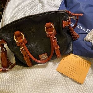 Dooney&Bourke Black Brown Domed Satchel w/tassels